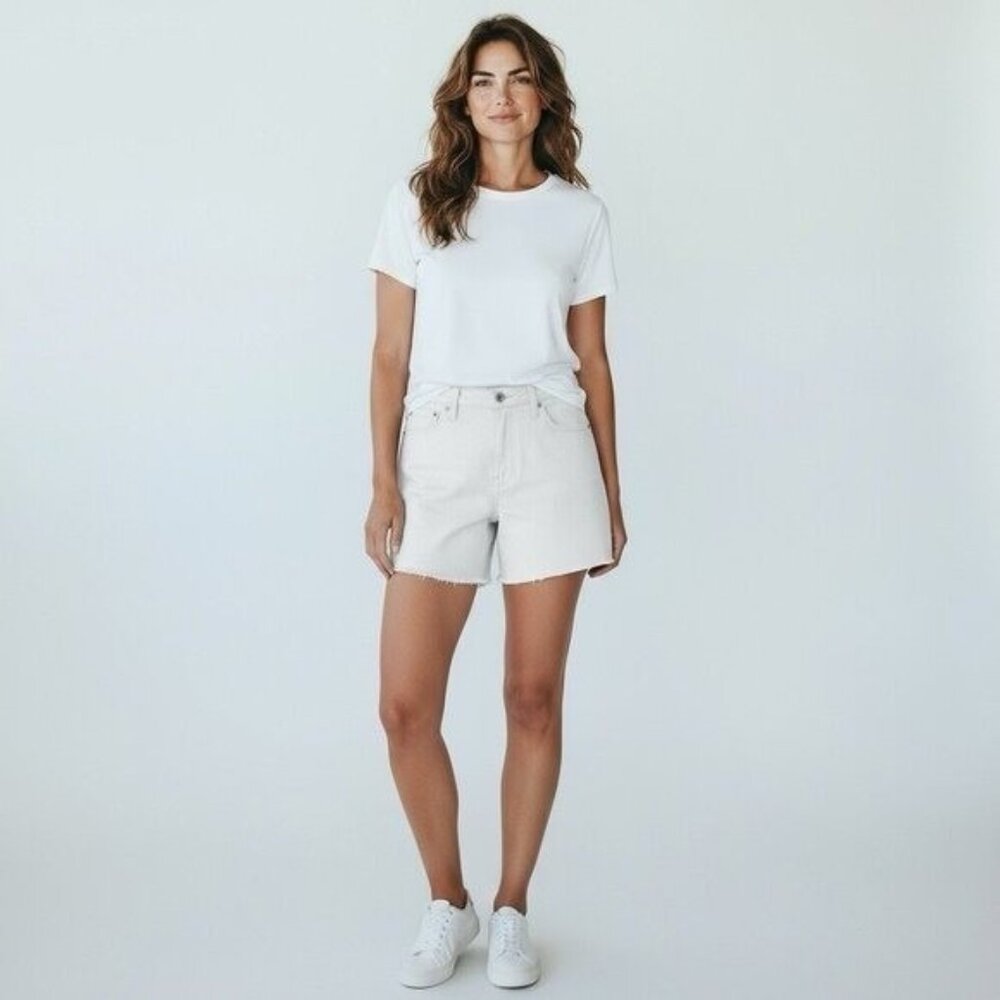 Seven7 Women's 16 Weekend Denim Shorts White NWT Inseam 4.75"‎ NWT 0609